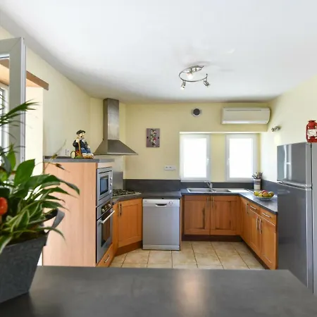 Ayherre, 4 Pieces, 6 Personnes - Fr-1-384-290 Holiday home